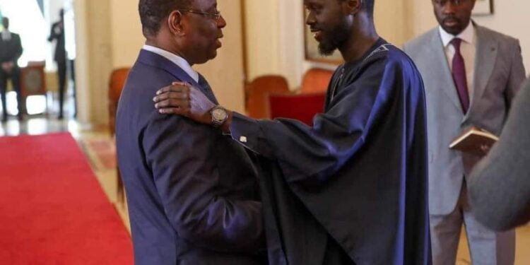 Visite du président Bassirou Diomaye Faye au Palais : les sénégalais prônent l’apaisement, mais… 