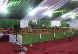 Le Billet du Baadoolo : Campagne bi comme conférence religieuse !