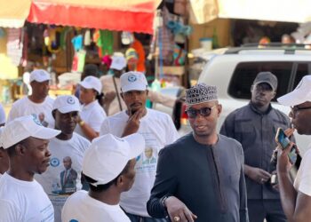 Campagne électorale : Le professeur Daouda Ndiaye commence par la banlieue