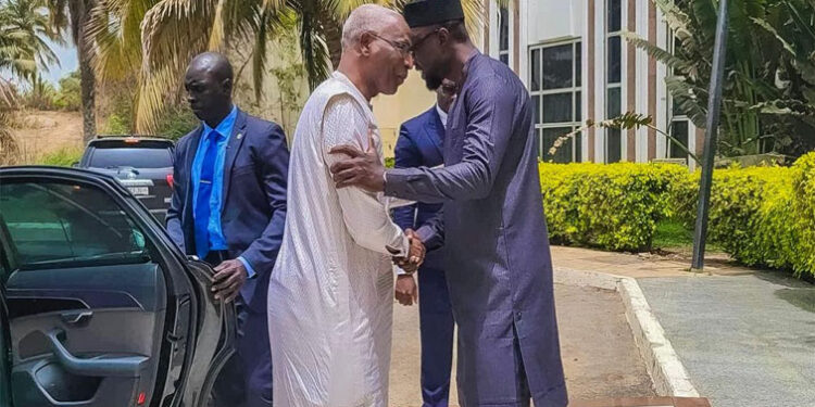 Axe Dakar-Conakry : Les raisons d’une visite du Premier ministre Bah Oury 1 Axe Dakar-Conakry : Les raisons d’une visite du Premier ministre Bah Oury