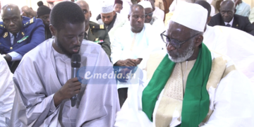 Mosquée Omarienne : Le Président Bassirou Diomaye Faye s’engage à poursuivre les travaux et sollicite des prières auprès du Khalife 
