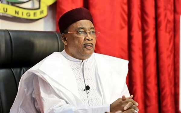 Ancien Président du Niger : Mahamadou Issoufou à Dakar pour rencontrer Diomaye