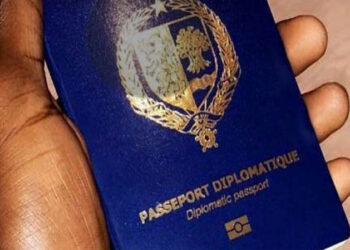 Décret élargissant les bénéficiaires du passeport diplomatique : Près de 1000 anciens dignitaires de Diouf à Macky concernés