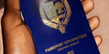 Décret élargissant les bénéficiaires du passeport diplomatique : Près de 1000 anciens dignitaires de Diouf à Macky concernés