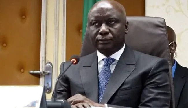 Le Billet du Baadoolo : Idy, l’heure de dilater sa poitrine