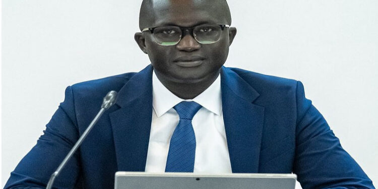 Cumul de postes : L’acte de haute portée posé par le ministre Yankhoba Diémé 1 Cumul de postes : L’acte de haute portée posé par le ministre Yankhoba Diémé