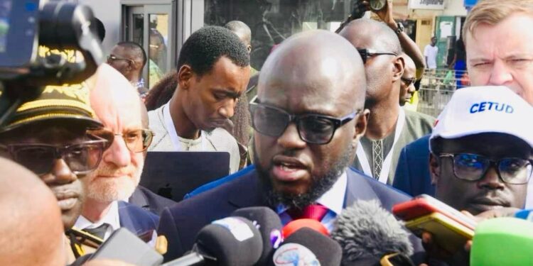 Transport : Le ministre des Transports Malick Ndiaye lance la mise en service Progressive du BRT 1 Transport : Le ministre des Transports Malick Ndiaye lance la mise en service Progressive du BRT