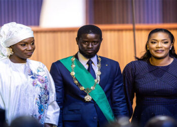 Le Billet du Baadoolo : Aawo ak niaarel… 