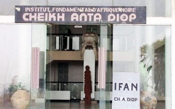 Le Billet du Baadoolo : L’Ucad en saignement supérieur 1 Le Billet du Baadoolo : L’Ucad en saignement supérieur