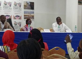 Médias et environnement : Les journalistes militent pour une planète verte  