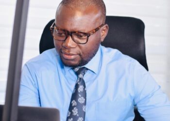 Assane Mbengue au volant de Dakar dem dikk