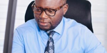 Assane Mbengue au volant de Dakar dem dikk 8 Assane Mbengue au volant de Dakar dem dikk