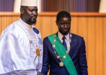 Visite à Conakry : Diomaye devance Sonko chez les putschistes