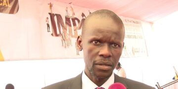 Waly Diouf Bodian à Diomaye et Sonko : « Laisser des dizaines de milliardaires vaquer à leurs occupations et vouoir gouverner tranquillement… »