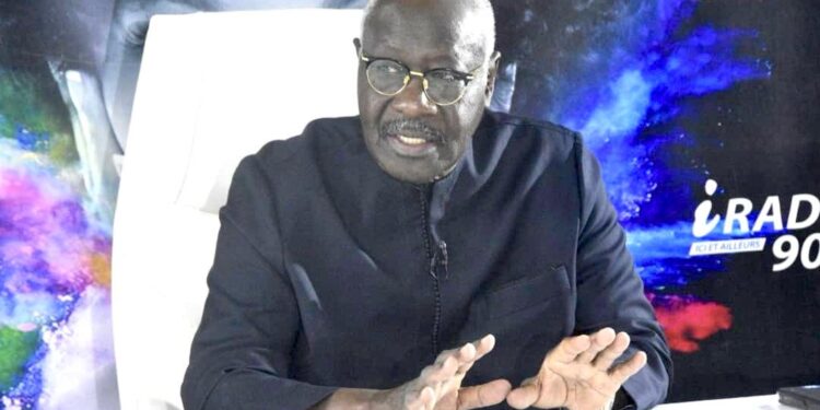El Hadj Ndiaye : «90 des politiciens sont des menteurs, des magouilleurs» 1 El Hadj Ndiaye : «90 des politiciens sont des menteurs, des magouilleurs»