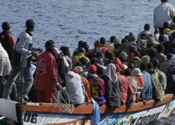 Le Billet du Baadoolo : Sunu gaal gui et ces vagues