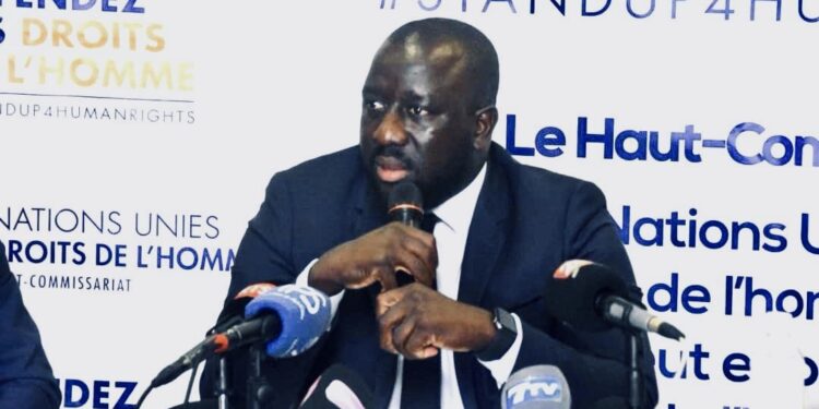 Alioune Sall, ministre de la communication : « La liste des médias officiellement reconnus par nos services et leurs propriétaires sera publiée » 1 Alioune Sall, ministre de la communication : « La liste des médias officiellement reconnus par nos services et leurs propriétaires sera publiée »