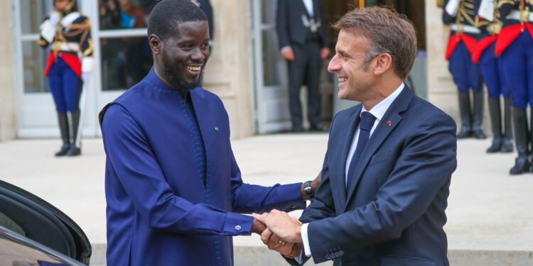 Le Président Bassirou Diomaye Faye à Paris : Communiqué conjoint de l’entretien avec le Président Emmanuel Macron
