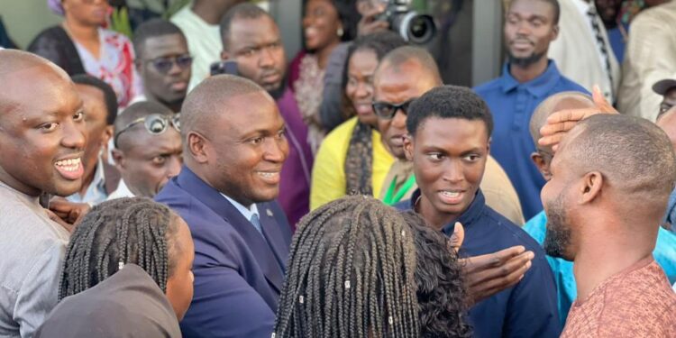 Toussaint Manga au personnel de la Lonase : « Les compétences primeront sur toute autre considération » 1 Toussaint Manga au personnel de la Lonase : « Les compétences primeront sur toute autre considération »