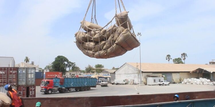 Lettre ouverte à Messieurs les Ministres de l’Agriculture et de l’Industrie et du Commerce 1 Lettre ouverte à Messieurs les Ministres de l’Agriculture et de l’Industrie et du Commerce