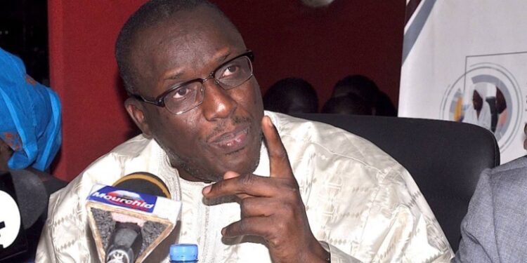 Cheikh Oumar Anne sur la baisse des prix : «Ils ont tellement promis aux Sénégalais que c’est insignifiant» 1 Cheikh Oumar Anne sur la baisse des prix : «Ils ont tellement promis aux Sénégalais que c’est insignifiant»