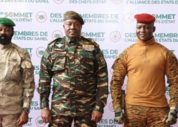 L’indignation de l’Aes : «Diomaye Faye encore à Paris… une nouvelle escapade»