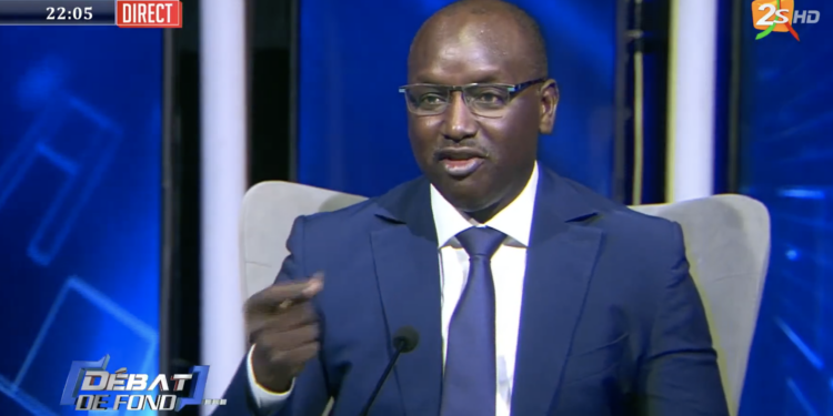 Dessalement de l’eau de mer : Cheikh Tidiane Dieye  annule le contrat de 459 milliards signé par Macky Sall 1 Dessalement de l’eau de mer : Cheikh Tidiane Dieye  annule le contrat de 459 milliards signé par Macky Sall