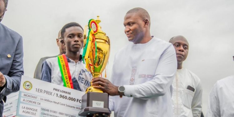 La LONASE, partenaire incontournable du Grand Prix du Président de la République 1 La LONASE, partenaire incontournable du Grand Prix du Président de la République