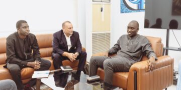 Pétrole : La Direction de Woodside Sénégal dans les murs de la Société africaine de reaffinage (SAR)