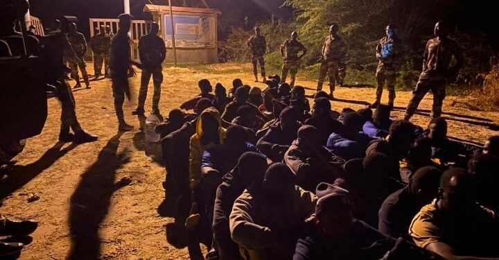 Migrations : 189 candidats interpellés à terre par la Marine 1 Migrations : 189 candidats interpellés à terre par la Marine