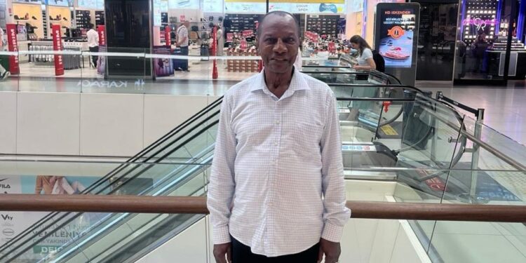 Exilé en Turquie, l’ex-Président guinéen, Alpha Condé respire la forme 1 Exilé en Turquie, l’ex-Président guinéen, Alpha Condé respire la forme