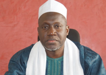 Imam Makhtar Kanté : «Je ne connais pas de symbole spécifique au balai dans l’Islam»