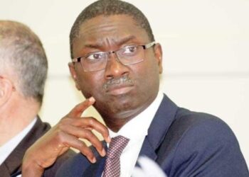 Le Billet du Baadoolo : Tailleur bu juumee rek…