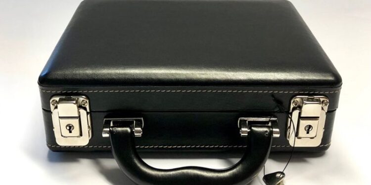 Le Billet du Baadoolo : Kou moytoul tagg kat yi niou taggué la 1 Le Billet du Baadoolo : Kou moytoul tagg kat yi niou taggué la