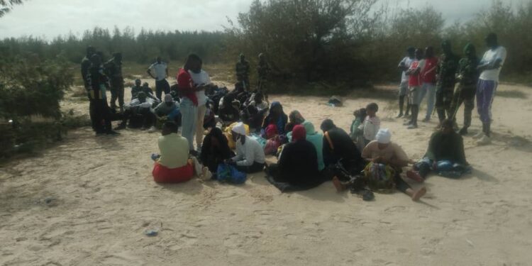 Émigration irrégulière : Une cinquantaine de migrants interceptés par la marine nationale