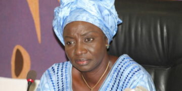 "Le Sénégal a payé les salaires d’un pays en difficulté avec les fonds politiques" (Mimi Touré) 1 « Le Sénégal a payé les salaires d’un pays en difficulté avec les fonds politiques » (Mimi Touré)