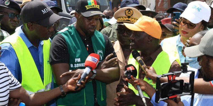 SAINT-LOUIS : Sonko annonce des audits de programmes dédiés à la lutte contre l'érosion côtière 1 SAINT-LOUIS : Sonko annonce des audits de programmes dédiés à la lutte contre l’érosion côtière