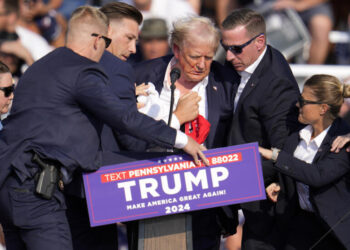 États-Unis : Donald Trump visé par des coups de feu