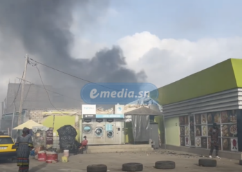 Urgent : Un violent incendie au niveau de l’ancienne piste à Ouakam