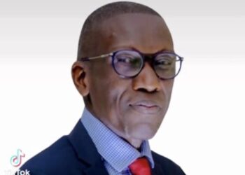 Port du voile dans les établissements scolaires : La contribution de Abdourahmane Sall (Model)