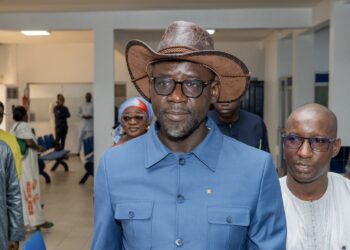 Microfinance : Le ministre Alioune Dione visite les SFD à Mbour 