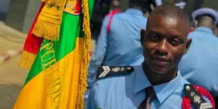 KAOLACK : En route pour se recueillir sur la tombe de son père, un policier tué par sa moto Jakarta 1 KAOLACK : En route pour se recueillir sur la tombe de son père, un policier tué par sa moto Jakarta