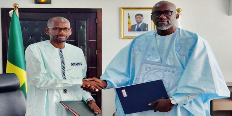 Partenariat : La Caisse des dépôts et consignations (Cdc) et la Sn La Poste signent une convention