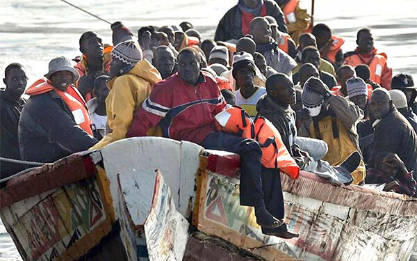 JOAL : 30 candidats à l'émigration arrêtés dont 2 femmes avec leurs bébés 1 JOAL : 30 candidats à l’émigration arrêtés dont 2 femmes avec leurs bébés