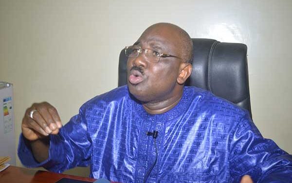 Farba Ngom brandit des vidéos et annonce une plainte contre la Dic : « Ce qu’ils ont fait dans ma ferme… »