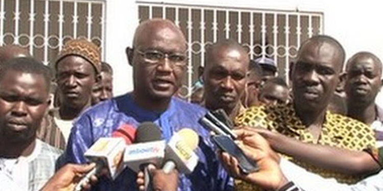 Gana Gning Membre HCCT, ex maire de Ndiaganiao :  » Pourquoi j’approuve la dissolution de ces deux institutions »