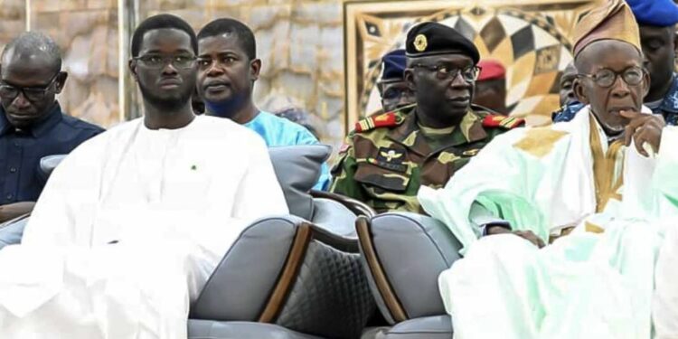 Le président Diomaye Faye à Kaolack : « Baye Niasse est une référence, un éducateur,… » 1 Le président Diomaye Faye à Kaolack : « Baye Niasse est une référence, un éducateur,… »