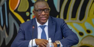 Cheikh Oumar Hann : « Personne ne pourra m'interdire de quitter ce pays si je le souhaite » 3 Cheikh Oumar Hann : « Personne ne pourra m’interdire de quitter ce pays si je le souhaite »