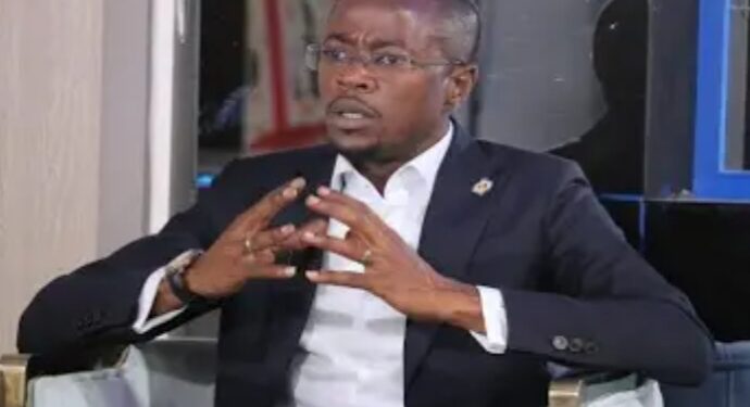 Abdou Mbow à Sonko : «Le Sénégal attend autre chose de vous que l’esquive»