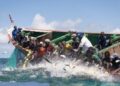 URGENT Chavirement d&rsquo;une pirogue de 260 passagers : 4 corps repêchés